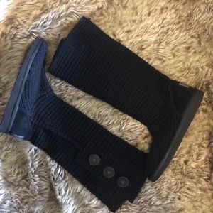 UGG woman's classic cardy boots